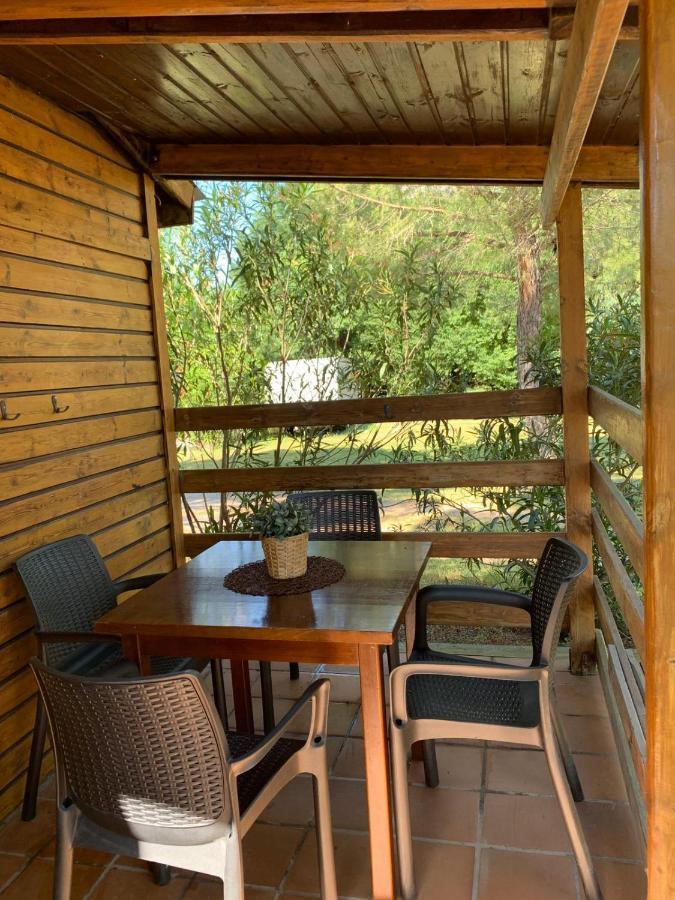 Camping Oliana Екстериор снимка